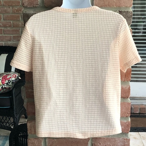 SHEIN Peach Waffle Weave S/S Top Medium 6 EUC! - Picture 4 of 6